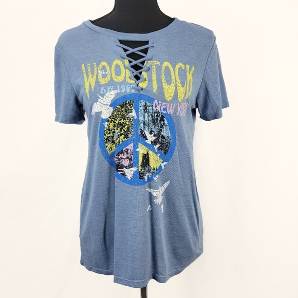 VTG Concert Tees Blue Woodstock Graphic Tee Size medium - Picture 1 of 7